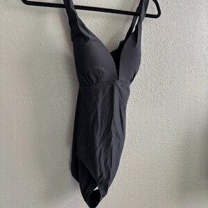 NWT Womens Cupshe One Piece Swimsuit
